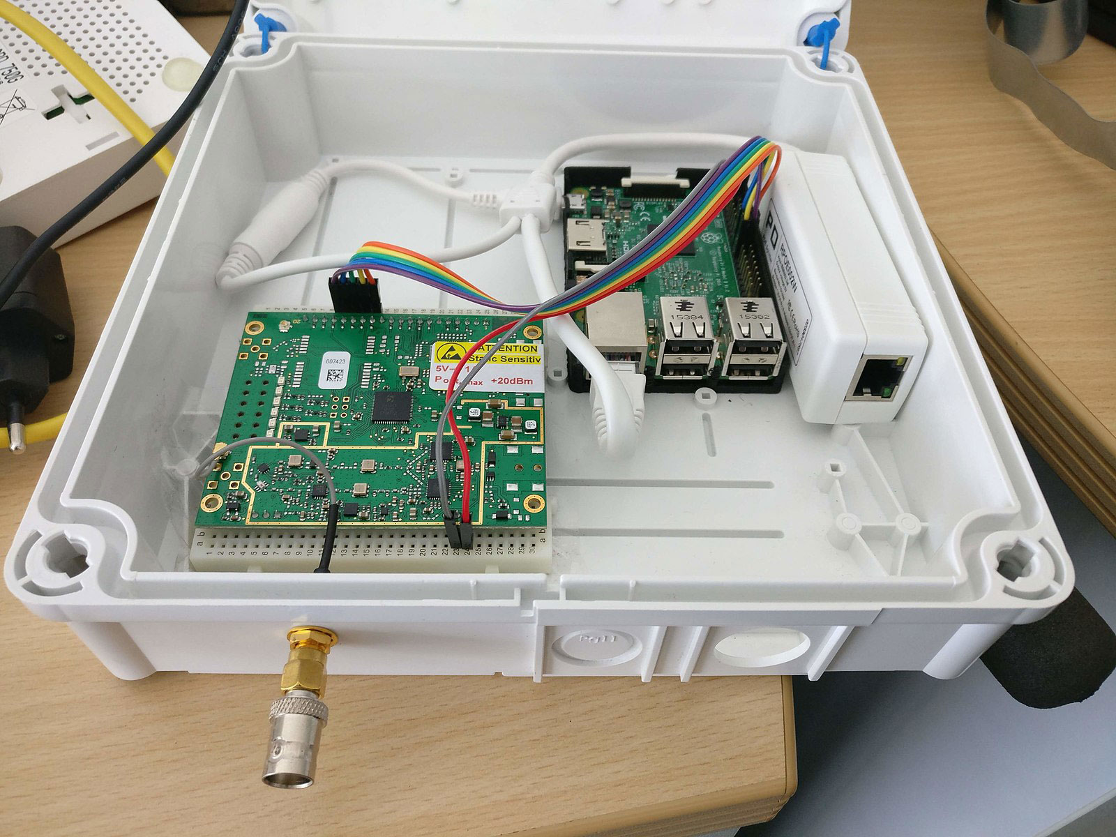 A LoRaWAN gateway